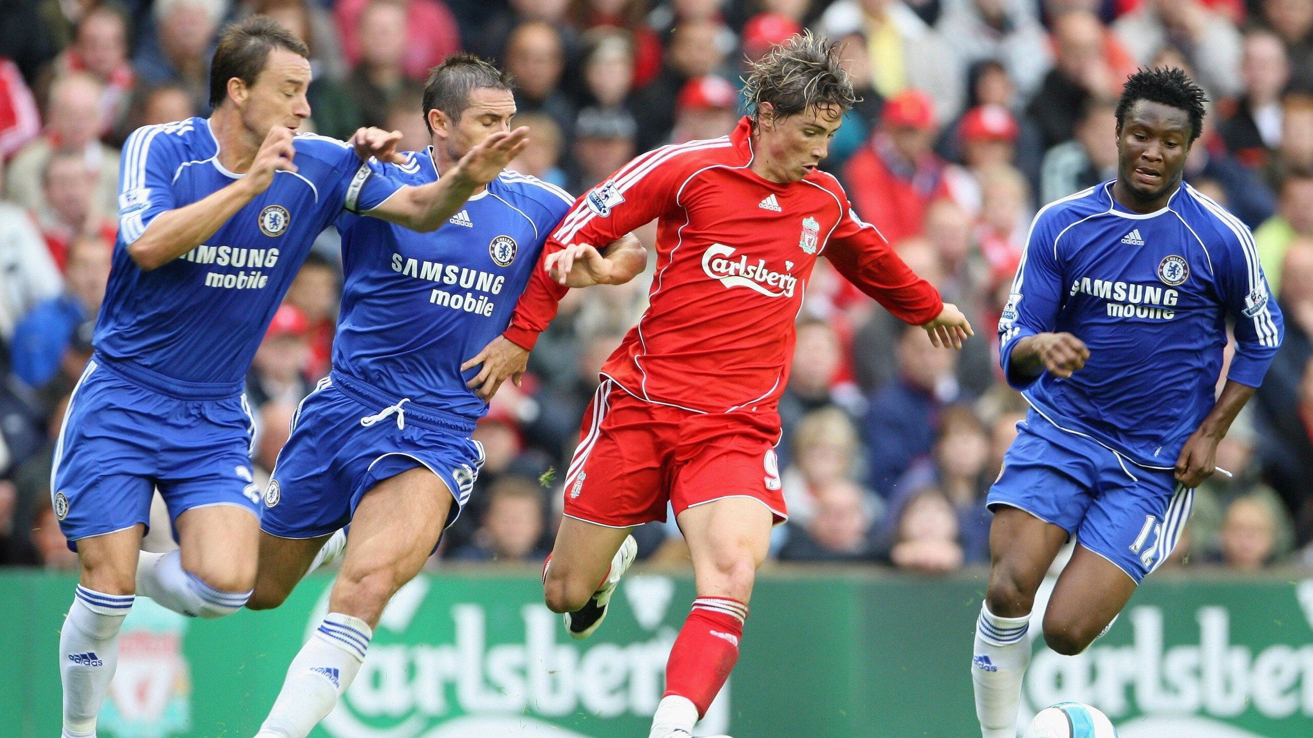 米兰足球官网-朗斯主场发挥出色展现整体统治力，朗斯vs兰斯比分预测